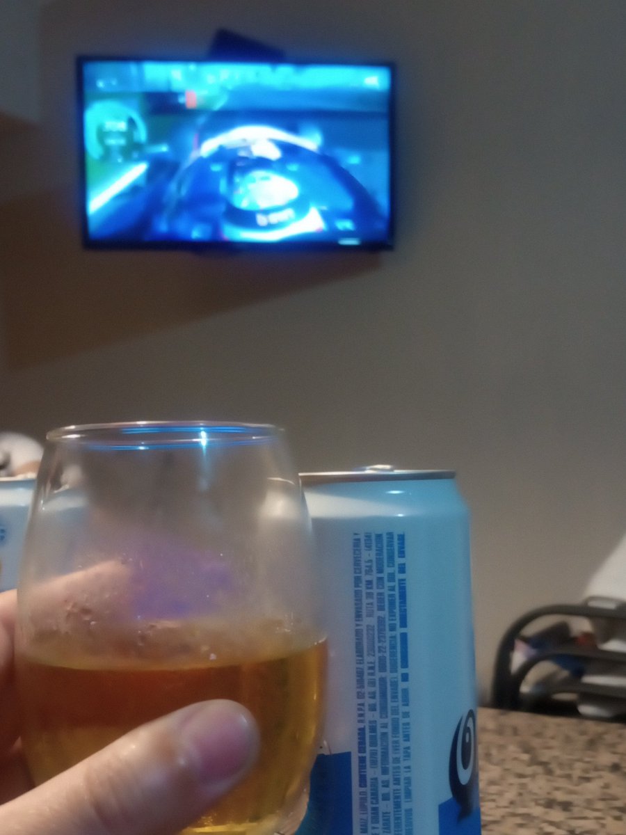 matuold's tweet photo. @TelemetricoF1 #NOSEDUERME @FranColapinto #VAMOSNENE #REVELATENENE Aca haciendo el aguante a Franquito! De la mano de los mejores. Adrian, Flor y Andrés!! https://t.co/pPp7HynhHg
