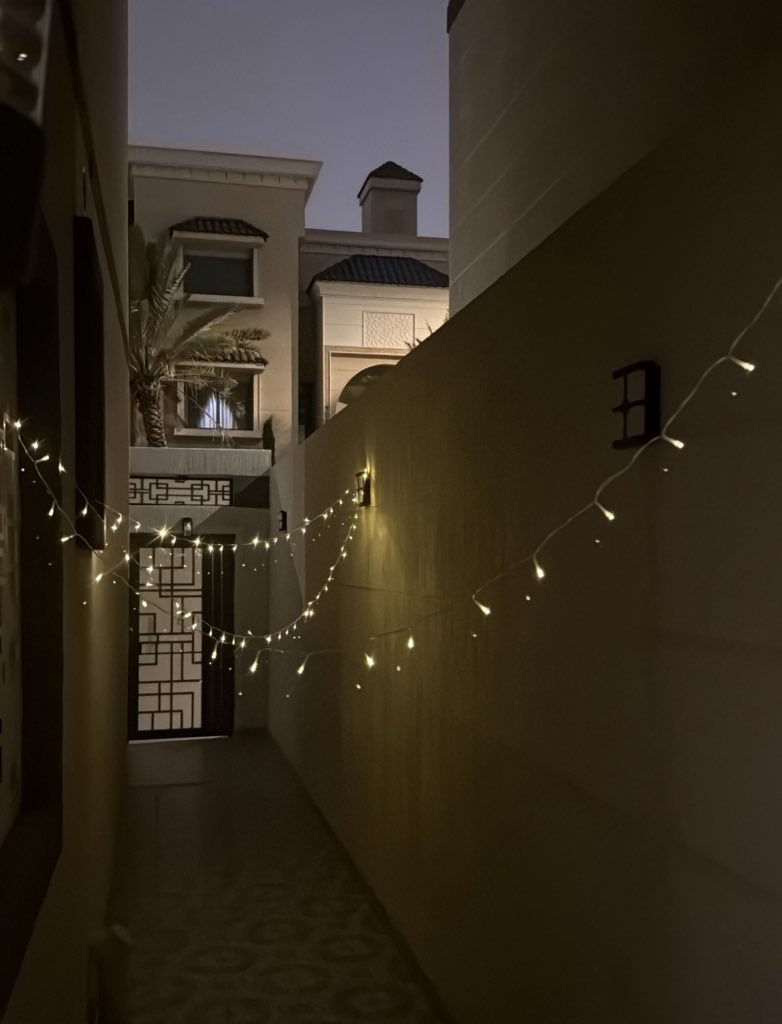 شّهد tweet media