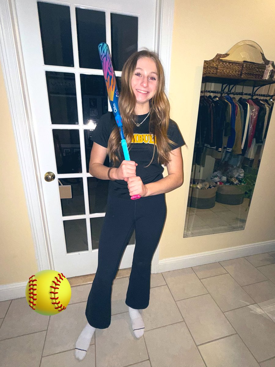 VDobrydney29's tweet photo. New bat!!! Can’t wait to break her in for the high school season! Ahhhh! 🥎❤️💪
@sluggernation @CT_Timberwolves @TrumbullAthlet1 @game2baseball @CoastRecruitsSB @D1Softball @ExtraInningSB @EliteRecruits_ @USAElite_Jen @pithitting @PrepSoftball https://t.co/DZgybaHzkE