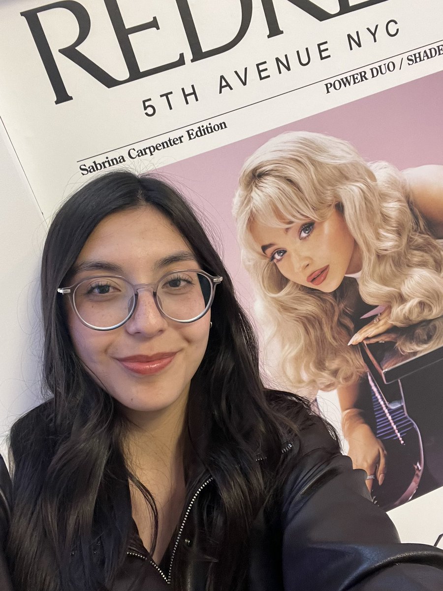 oceanbreena's tweet photo. REDKEN x Sabrina Carpenter experience 💋 Love u Sabrina see you soon 🇨�� ❤️@SabrinaAnnLynn @TeamSabrina
@redken #RedkenChile #Leaveitin https://t.co/WcOGe8iyIW