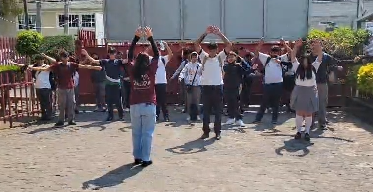 ConalepCdAzteca's tweet photo. Estudiantes participan en actividades deportivas, culturales, recreativas y de lectura, fortaleciendo la convivencia y un ambiente sano y libre de adicciones. 💚📚@Conalep_Edomex #ApasionadamenteCONALEP
#OrgullosamenteCONALEP
#ElPoderDeServir
#JornadaPorLaPazYContraLasAdicciones https://t.co/REU5WPqTWR