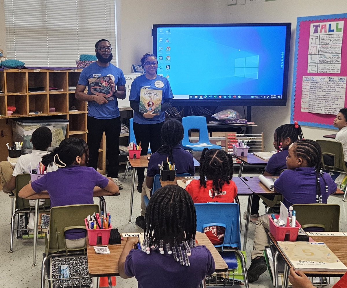 Librarian Kimberly Wooten tweet media