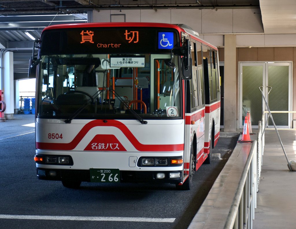 7seven_days's tweet photo. 名鉄バス 稲沢梅まつり無料シャトルバス → 8502・8504🚍️

エアロミディの2台運用かと思われます📝 (3台運用だったら申し訳ない🙏)

矢合線 矢合観音から南側？の区間が廃止になった後も、年に2日だけ見られる植木センター行きでござる🌸✨️

#名鉄バス 
#名鉄 
#meiun https://t.co/AOKDcKadFd