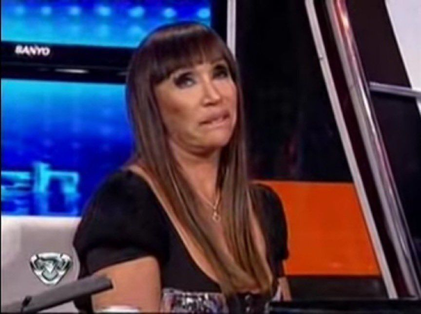 #granhermano
tomi al 9009 asi este año gana alguien que juegue y de show y no un hegemonico impulsado por el voto concha