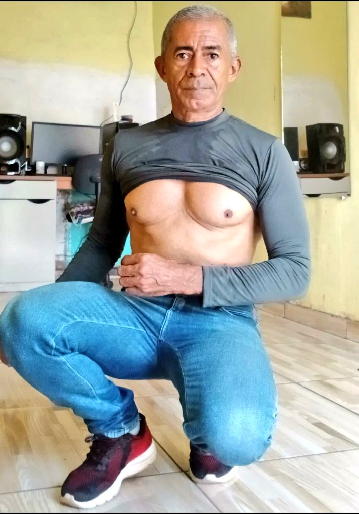 MACHOS CALADOS 🔥🥭🍑🔃 tweet media