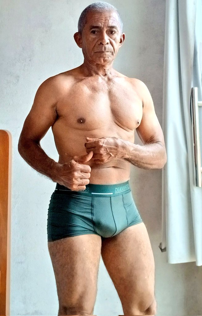 MACHOS CALADOS 🔥🥭🍑🔃 tweet media