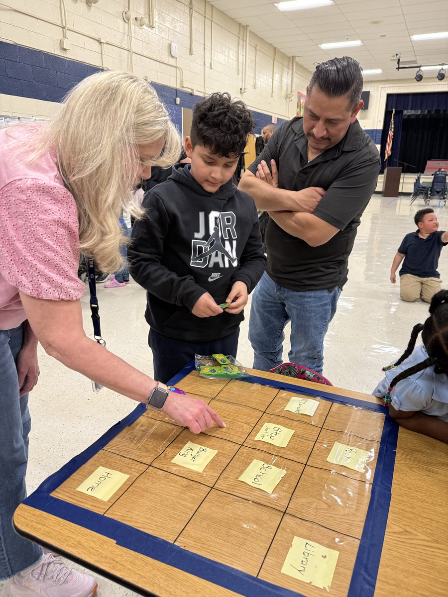 Belmont Hills tweet media