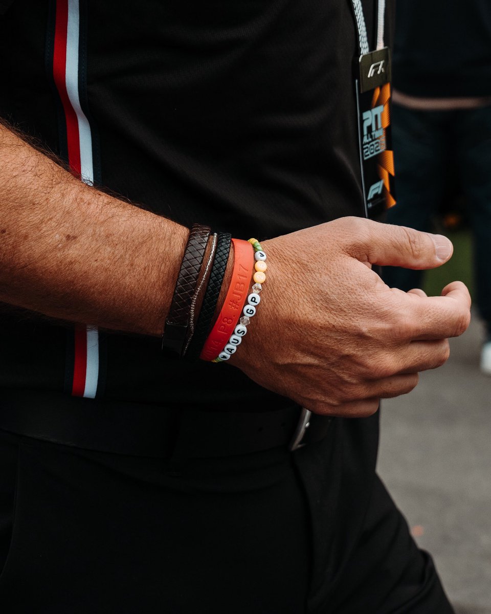 Cadillac_F1's tweet photo. We 🖤 the #AusGP https://t.co/zk7Ko8t7aq