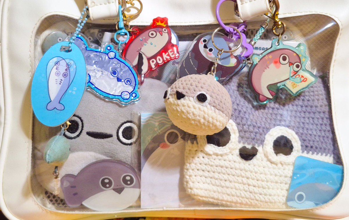 Since my silly fish got alot of views

Let me all show you my favorite fish that i even made an itabag

Sacabambaspis 🐟🎣🫧