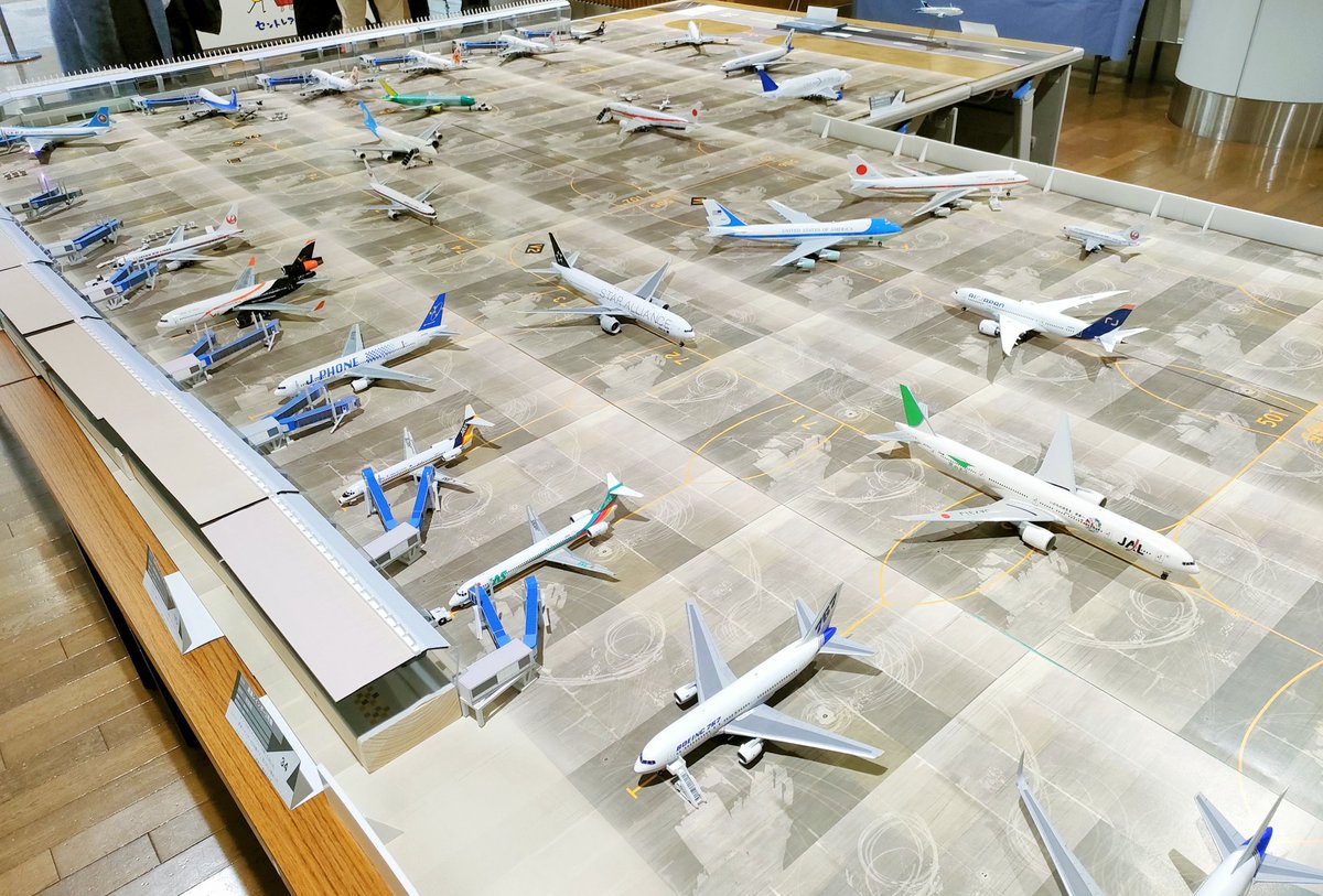 旅客機プラモフェス tweet media