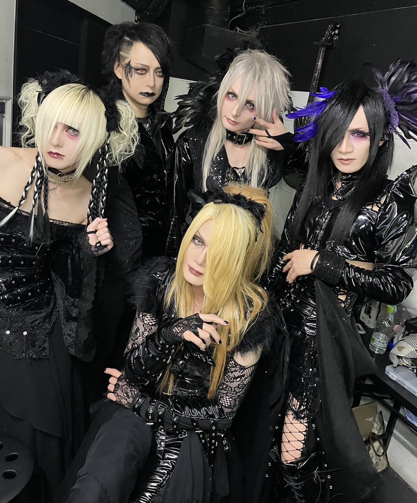 Zeke Deux (@ZekeD_Official) / Posts / X