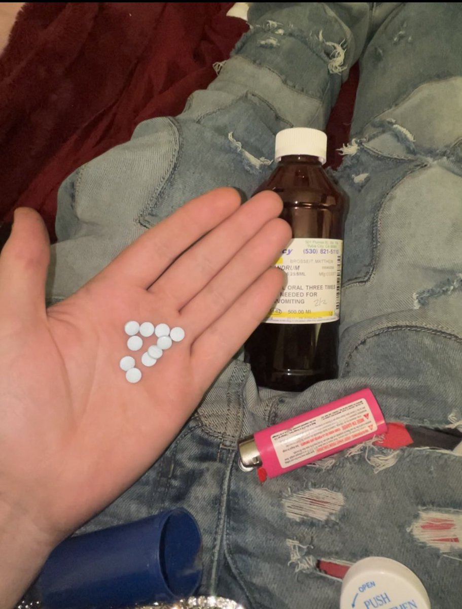 yezze🧟‍♂️ tweet media