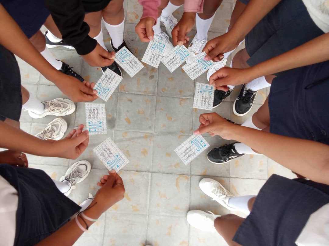 Jóvenes arribantes a la #FMC reciben en estos días su carné de federadas, desde sitios históricos y otros espacios, en saludo al 8 Marzo, con orgullo estás muchachas se iniciaron como continuadores de la obra de #VilmaVive #MujeresEnRevolucion