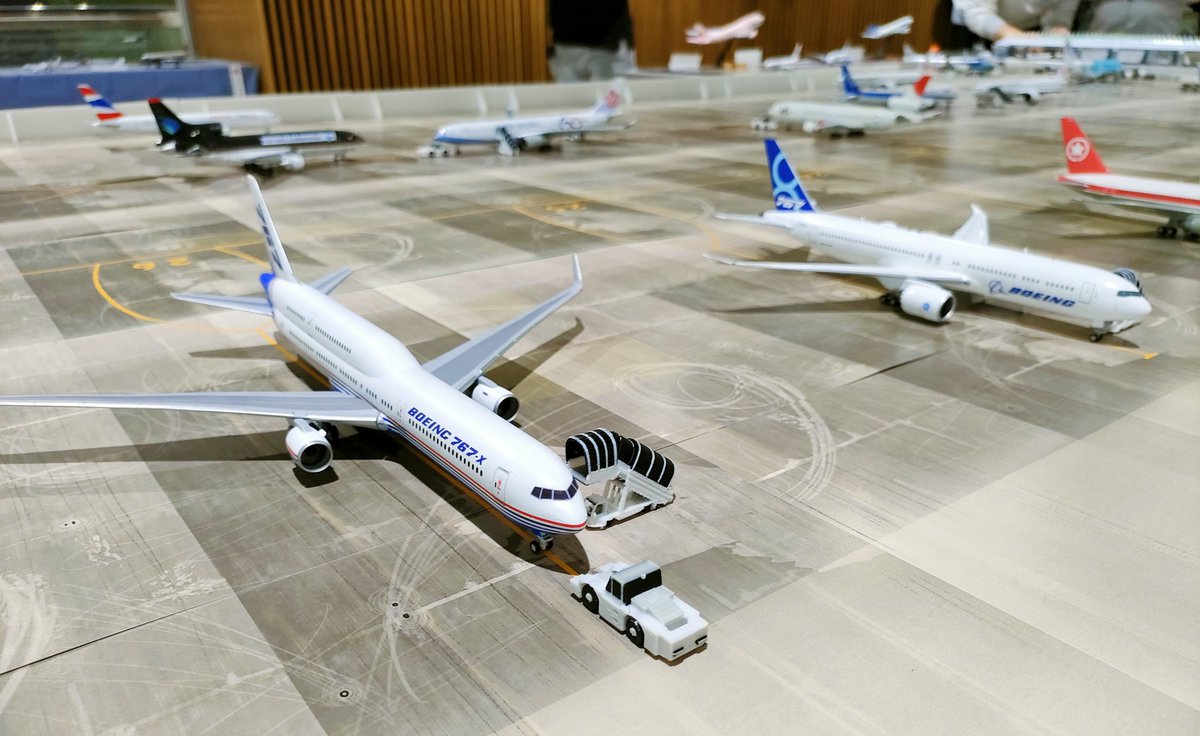 旅客機プラモフェス tweet media