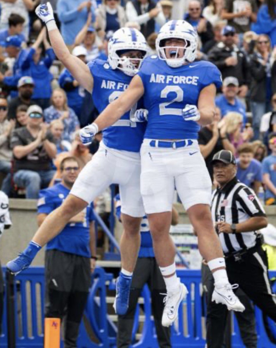 Benjamin Riley tweet media