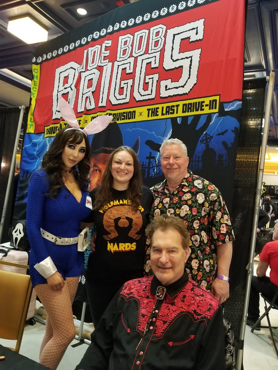 GreyWraith1's tweet photo. Thank you @kinky_horror, @therealjoebob, @TheMutantFam for Friday night thrills, meet and greets and the wonderful community that is the #mutantfam. I'll follow you guys to the next journey. The drive in will never die ❤️ https://t.co/eHz8pVZnIY