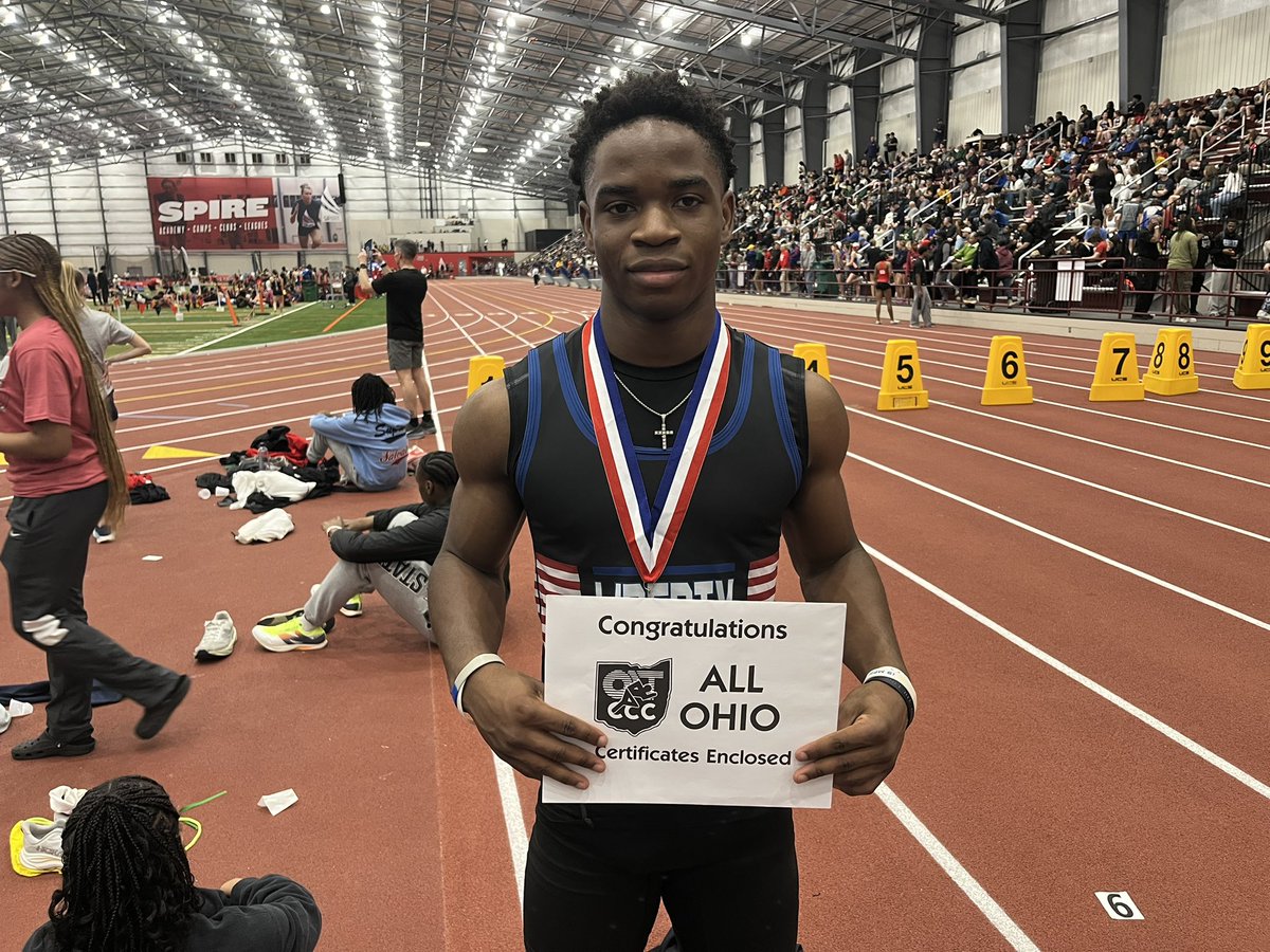 CoachCikach's tweet photo. Congratulations @AnyanechiDaniel on Indoor All-State honors for the 2nd year in a row by finishing 8th in the 60m &amp; matching his own school record with a 6.98⚡️⚡️#connect #compete https://t.co/FtvtaroF8X