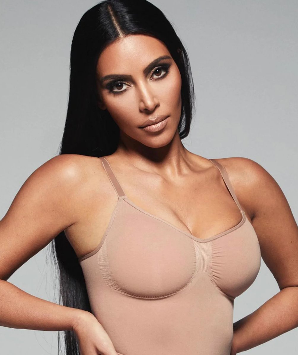 popcrumbscrk's tweet photo. 🚨 Kim Kardashian reacts to Dark Enchantress "Cookie" human transformation in new interview.

"Oh my god... You seriously need my surgeon number ASAP" She states. https://t.co/JSc3armLxX