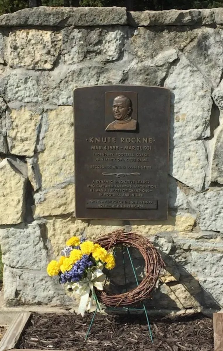 CathVSConf☘️ tweet media