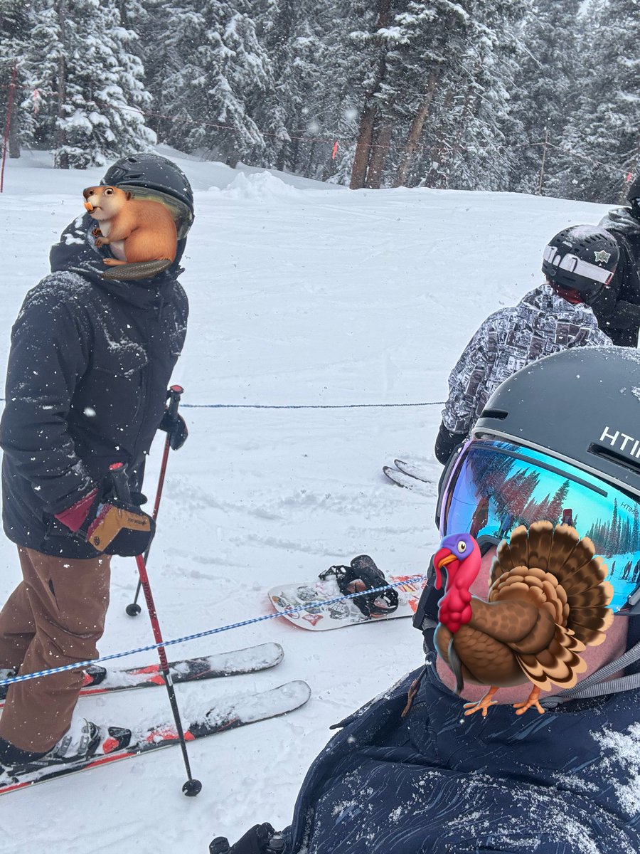 popcorninteeth's tweet photo. Powder day https://t.co/GyHMIZP5nq
