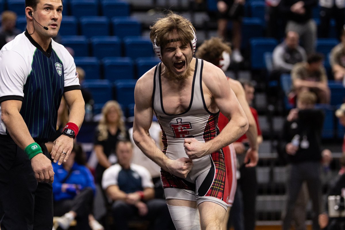 BoroAthletics's tweet photo. Garrett McChesney and Chris Vargo advanced to the MAC Finals and seven Scots survived to Day Two of the Championship on Saturday.

https://t.co/mBAhlkLVPA https://t.co/lbaxoM0DDy