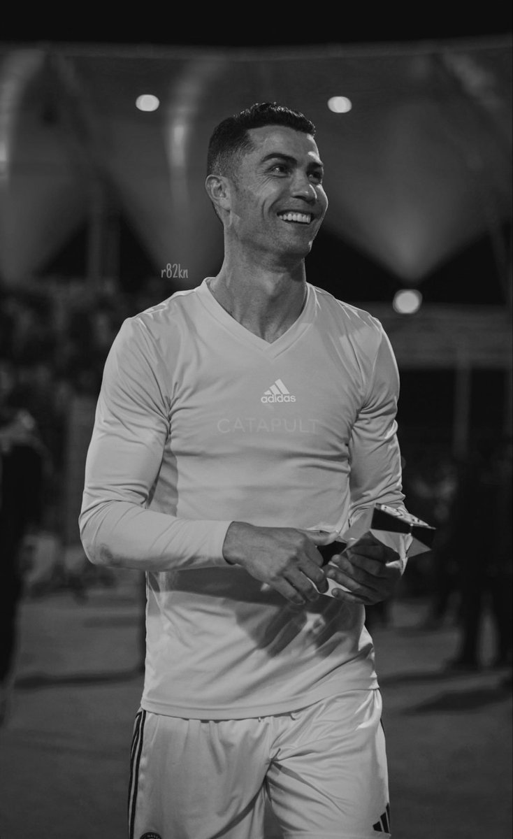 عالم القوت tweet media