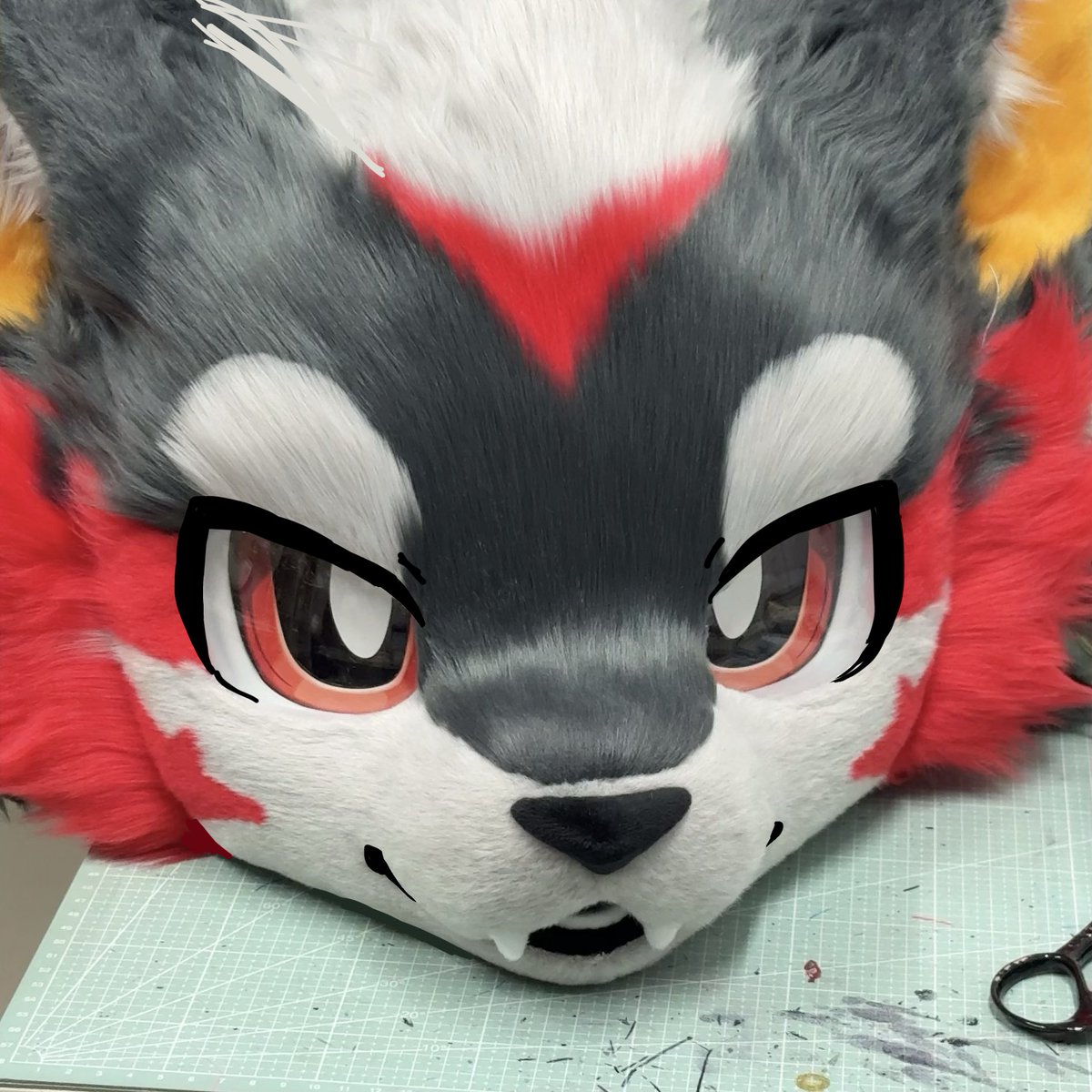 A Puppy Fur Suit being made🪡 It can be adopted! 
If you're interested, you can message me～

#fursuit #fursuitmaker #kemono #handmade