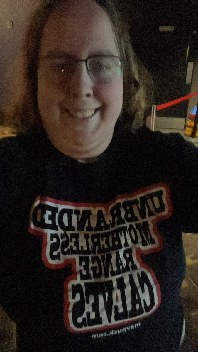 UNOMAHAWHS's tweet photo. @Mavpuck lookie what I got on now to see if we can get the ‘W’ https://t.co/em0vVoDOCy