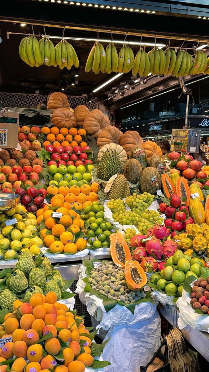 eatsimple_x's tweet photo. Kalo dijajanin buah, kalian bakal milih buah apa? https://t.co/NwZ7ZQNtMb