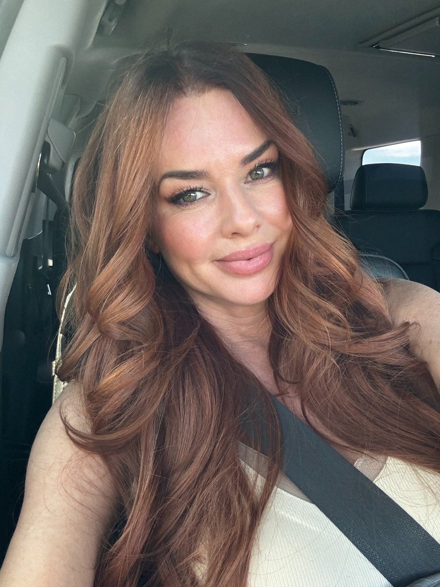 Veronica Avluv thee one and only tweet media