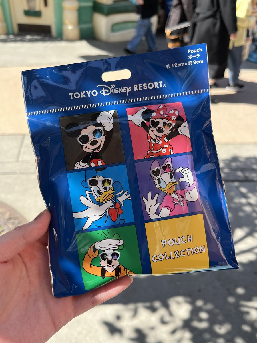 D4Rdt's tweet photo. ディズニー　ポーチ　交換

譲 ミニー

求 グーフィー

本日(7日)ランド園内手渡し>郵送 https://t.co/Mbv3dzGxSh