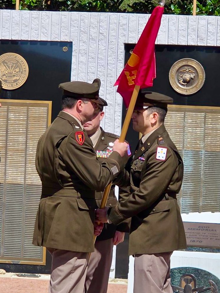 Happy Captain tweet media