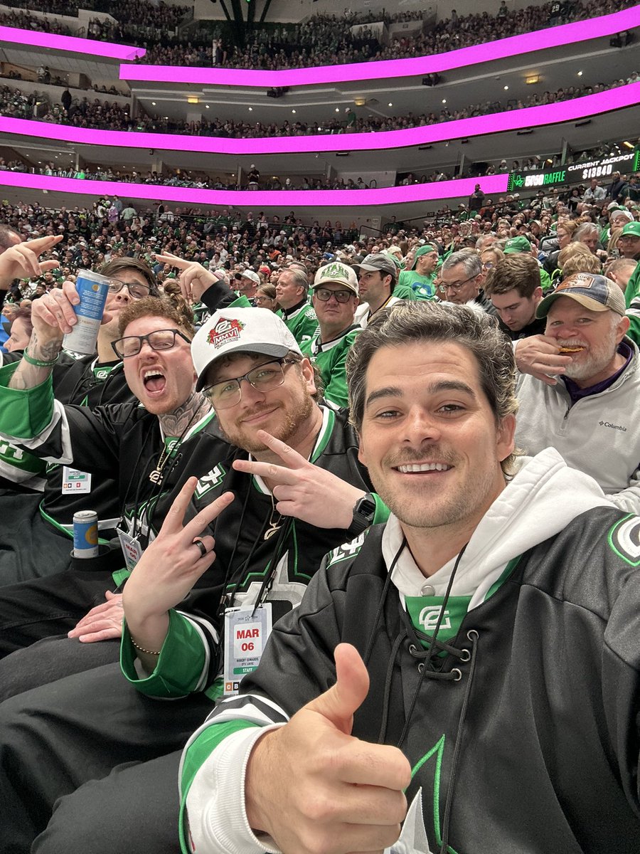 OpTic Hitch tweet media