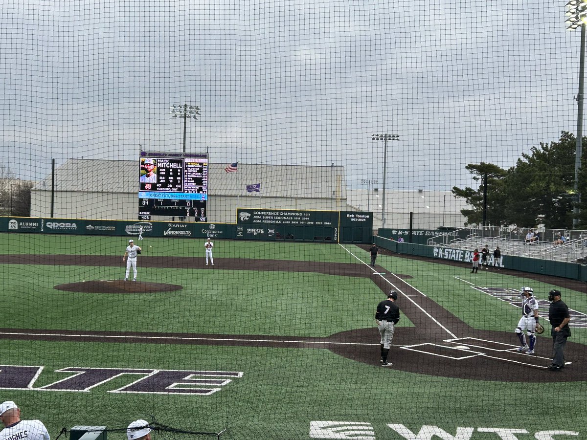 Meri Miller-Kahle tweet media