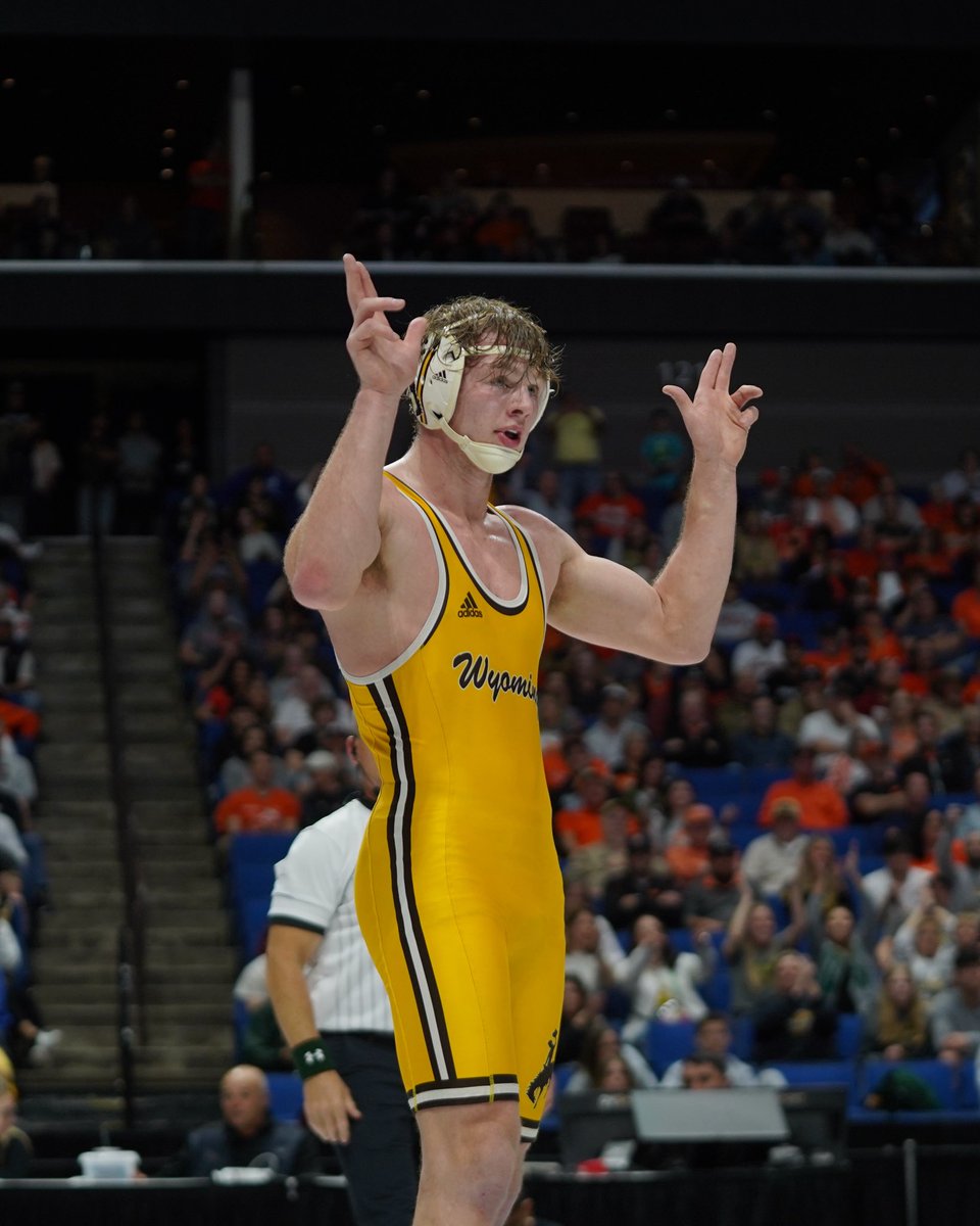 Wyoming Cowboy Wrestling tweet media