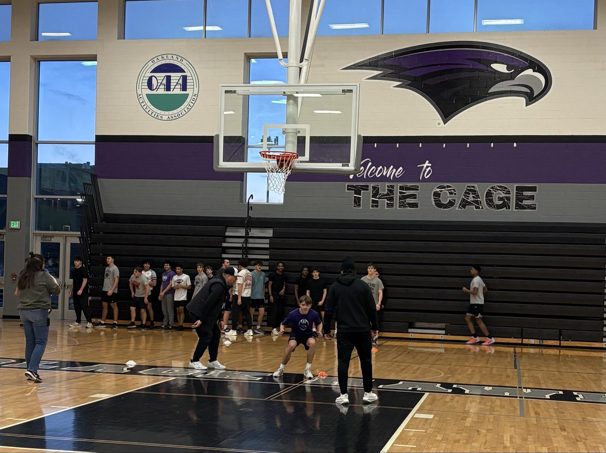 It was a great week at BHHS. We had 80 or more players all five days for our morning Week of Champions workouts.  Special thanks to our boosters for breakfast and the tshirts!