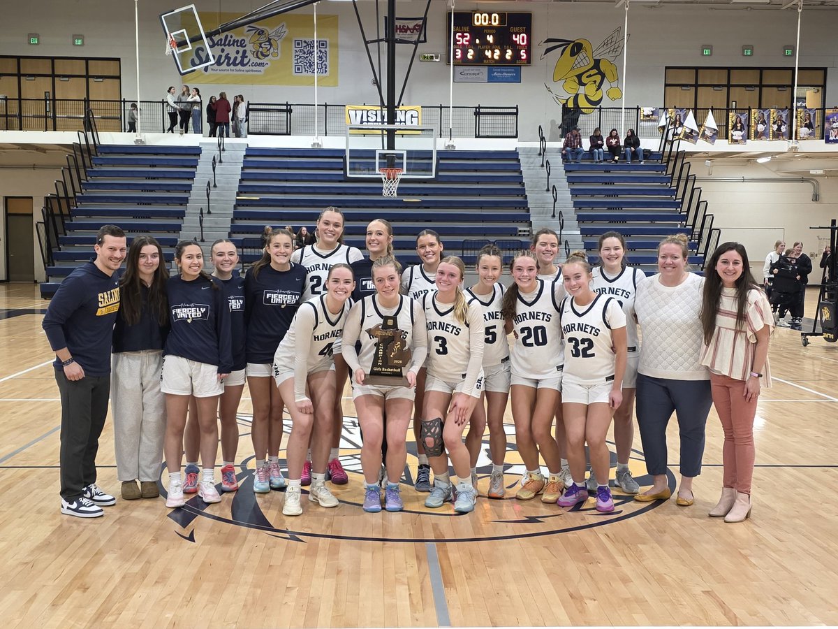 SalineAthletics's tweet photo. @SalineHoops are District Champions! Team took on Dexter at home tonight, and won 52-40. Team advances to Regionals at Northville, Monday (March 9) at 5:30pm https://t.co/XI7K4NH9sn