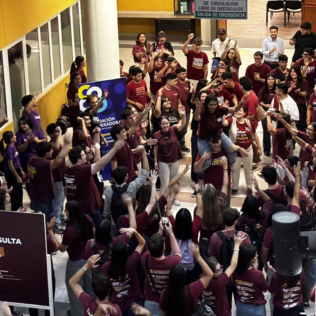 Felicitaciones a Juliana Salas, Juan Cruz Español y a toda la militancia de la Franja Morada UNL por un nuevo periodo al frente de la Federación Universitaria del Litoral. 
Adelante siempre, con las banderas de la universidad pública más altas que nunca!