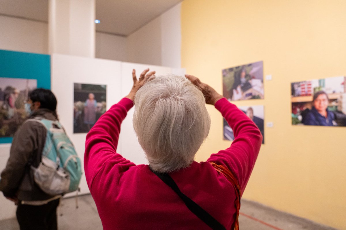 TrabajoCDMX's tweet photo. En el Museo del Tequila y el Mezcal inauguramos la exposición fotográfica “Talento sin límites: El mundo del trabajo en el Mundial”, en el marco del Día Internacional de la Mujer. 📸♀️

Asiste durante el mes de marzo y conoce el trabajo de mujeres fotógrafas, quienes visibilizan los oficios y profesiones que realizan otras mujeres para el desarrollo económico de la Ciudad de México rumbo al Mundial de Fútbol 2026. ⚽🙋🏽‍♀️

📍Museo del Tequila y el Mezcal, Plaza Garibaldi s/n, colonia Centro, Cuauhtémoc.

🕐Horarios: Domingo a miércoles, de 11:00 a 20:30.
Jueves, de 11:00 a 22:00.
Viernes y sábado: 11:00 a 23:00.

#CapitalDeLaTransformación #UtopíaLaboral #8M