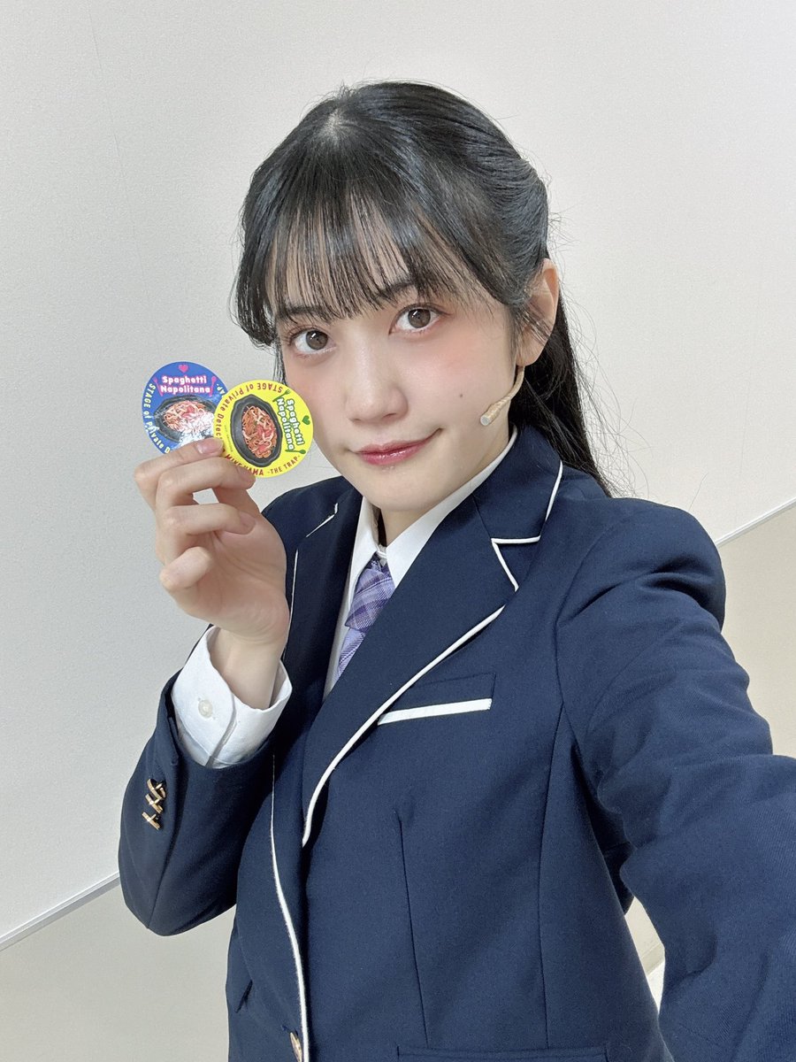 k_moeka_'s tweet photo. おはぴ🌞

今日もよろしくね👏
ステッカーもろち！
可愛いね🍅

#濱ステ
#濱マイク https://t.co/GFhrQa4IH7