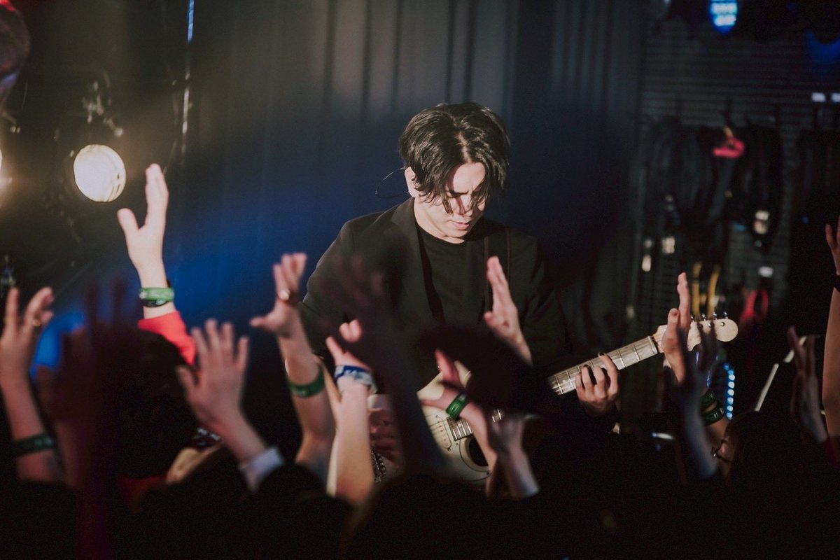 右近 輝明(ギターの人)🤟 tweet media