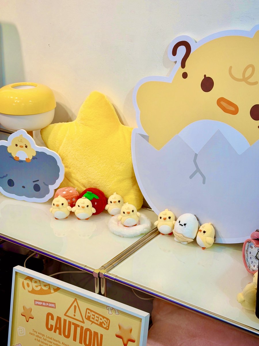 flying petals tweet media