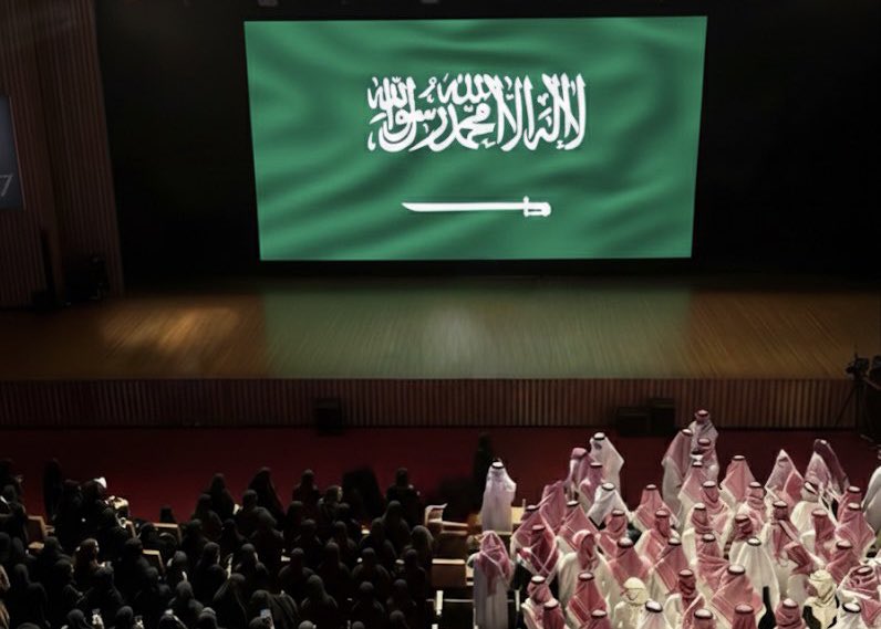 saudipopular's tweet photo. روحـي وماملكت يداي فداهُ ❣️ https://t.co/TSvmZ7IQUF
