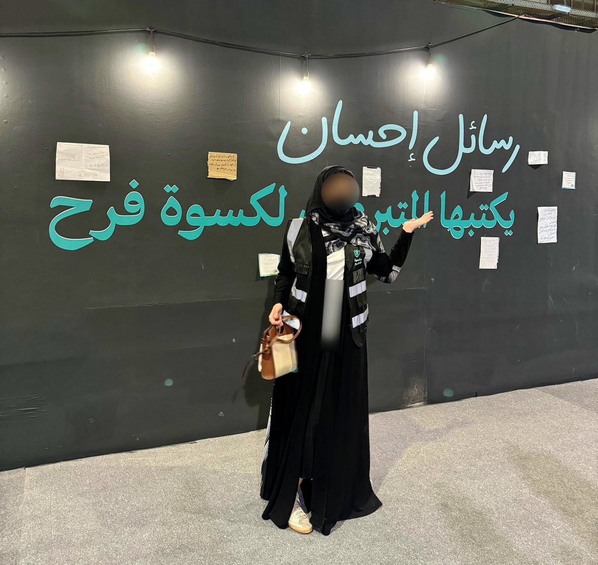 leenalmr's tweet photo. الحمد لله الذي بلّغنا تمامها

أمس كان آخر يوم في رحلتي التطوعية مع احتواء 
في الميدان نكتشف أن الله يختارنا لنكون سببًا في الخير،
وأن كل خطوة نخطوها نحو إنسان محتاج هي رزق قبل أن تكون عطاء

قال تعالى :
﴿فَمَن يَعْمَلْ مِثْقَالَ ذَرَّةٍ خَيْرًا يَرَهُ﴾
#كسوة_فرح_13 https://t.co/yynp6jEZaK