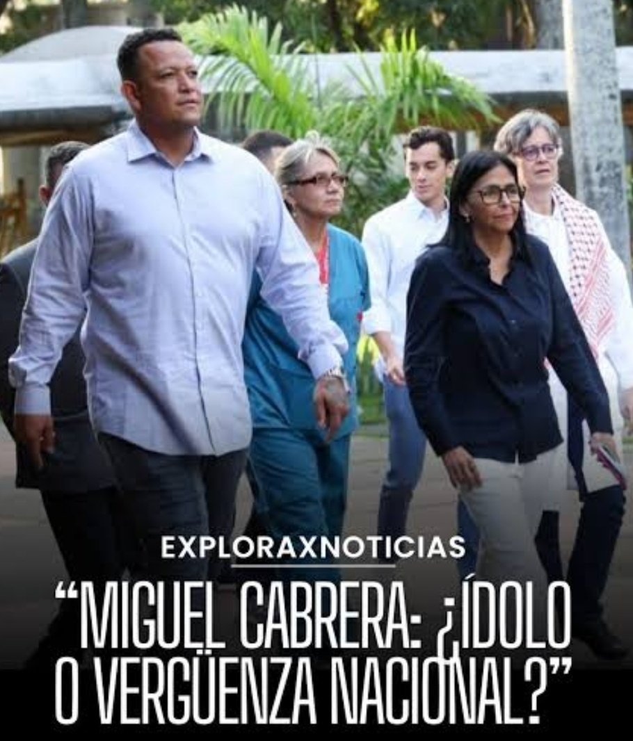 AlemCorreia2's tweet photo. A usted lo admiraba mucha gente @MiguelCabrera

NO te gusto que te dijeran "MALDITO CHAVISTA" pero andas con la narco asesina, torturadora  @delcyrodriguezv 

Lo menos que puedes esperar es que el estadio te repudie, en cuanto se vaya la MONA, la historia será otra en el estadio https://t.co/aTDX70D4MA