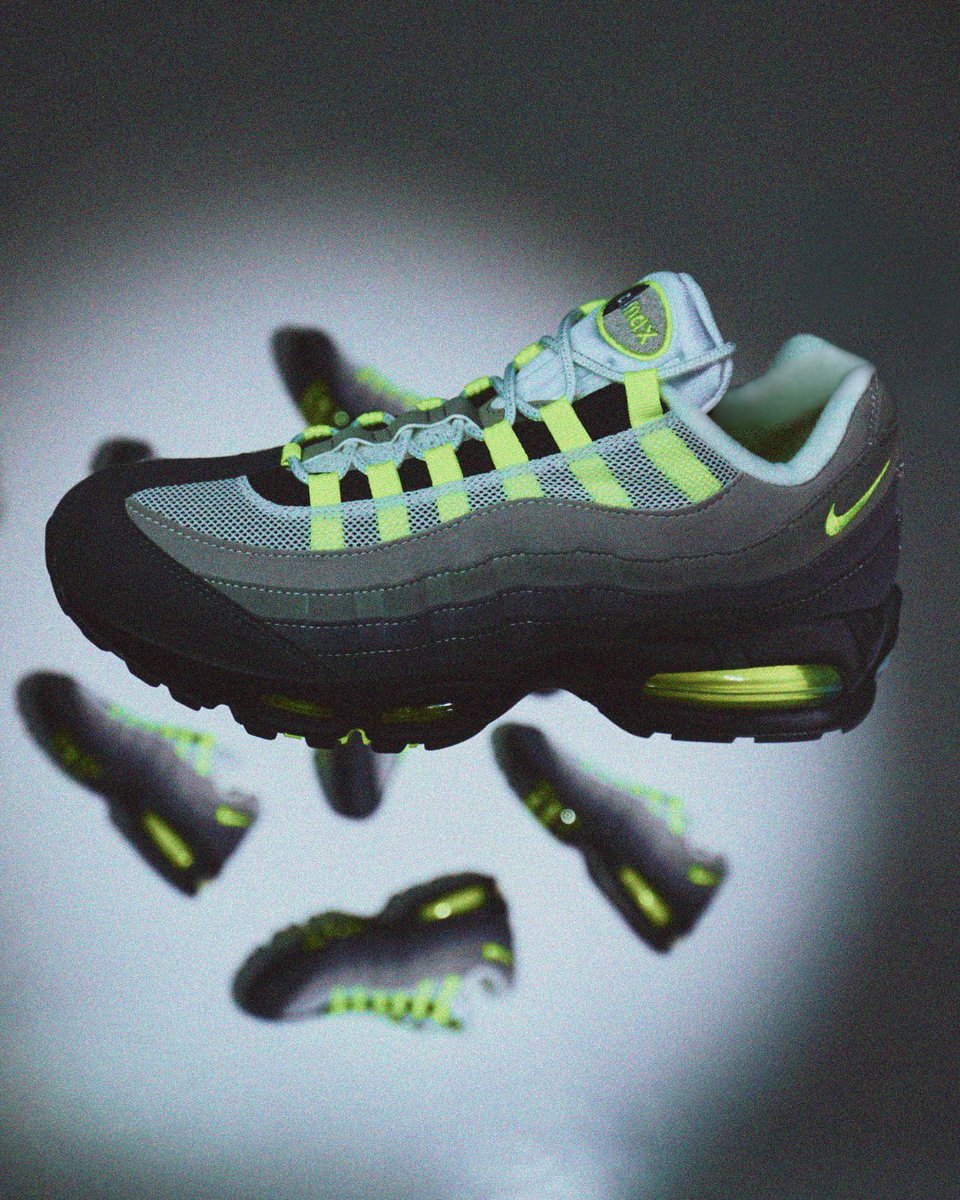 NIKE AIR MAX 95 OG BIG BUBBLE “Neon” が本日 ナイキ 直営店にて再販