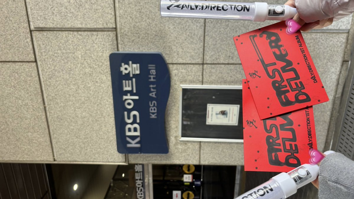 chu!👩🏻‍❤️‍💋‍👩🏻 tweet media