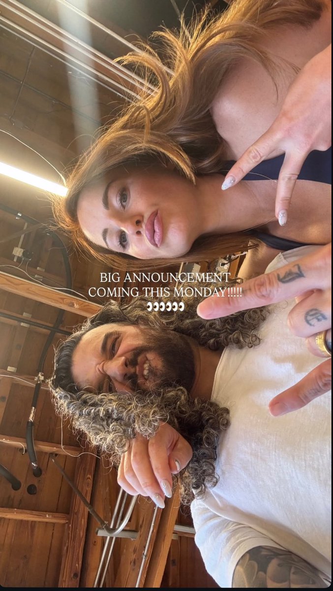 ThatDWTSwiftie 💚 tweet media