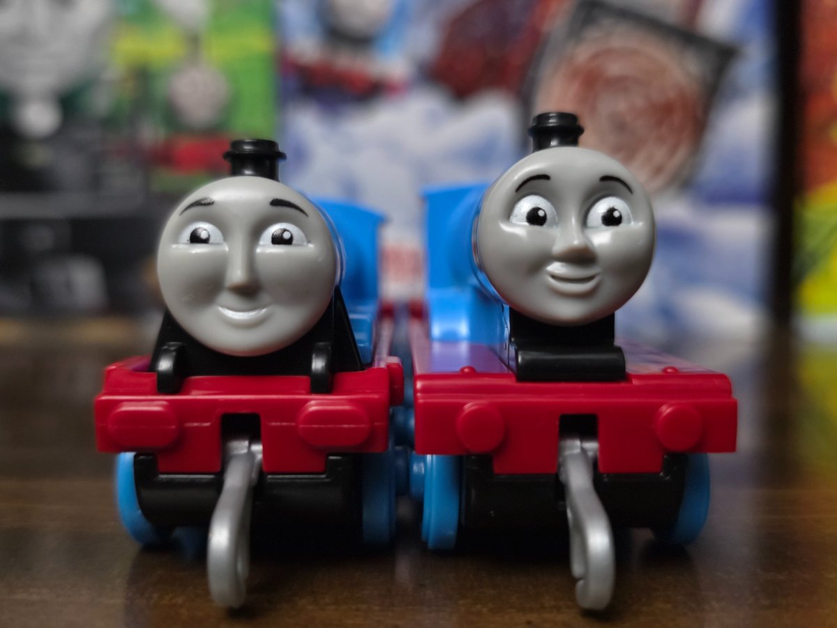 Splendid tweet media