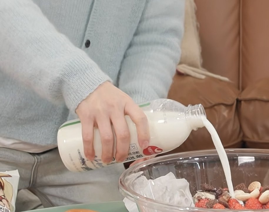 강대성 손 진짜 ㅈㄴ크구나